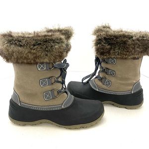 Khombu Women’s Grey on Grey Suede Leather Slope Winter Boot